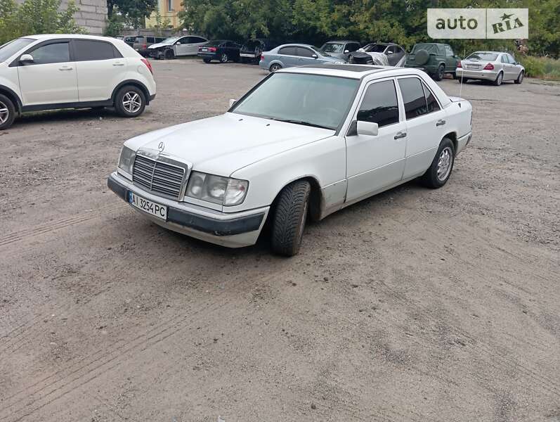 1986 mercedes-benz 260