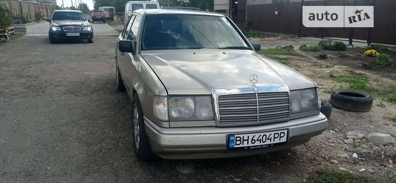 1986 mercedes-benz 260