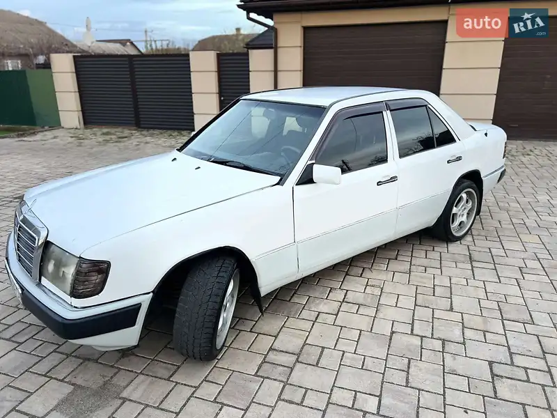 1986 mercedes-benz 260-e