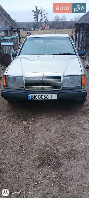 1990 mercedes-benz 250
