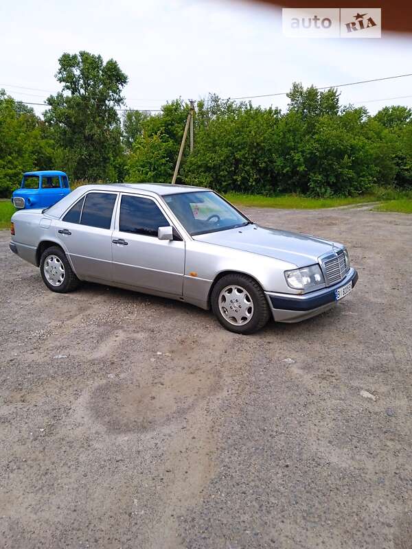 1992 mercedes-benz 300e