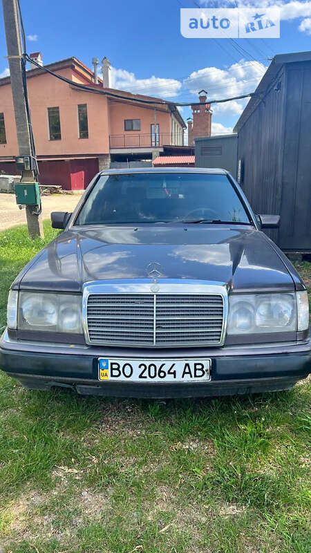 1992 mercedes-benz 300 e