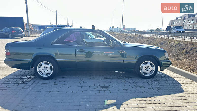 1996 mercedes-benz e-200