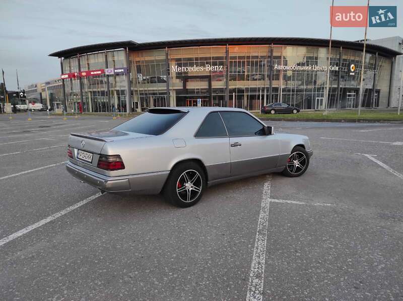 1993 mercedes-benz 220
