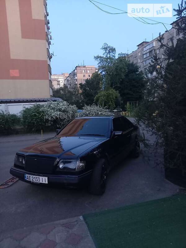 1987 mercedes-benz 300c e