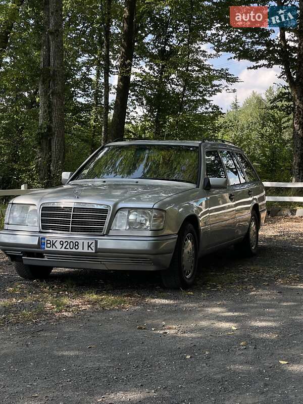 1993 mercedes-benz e 200