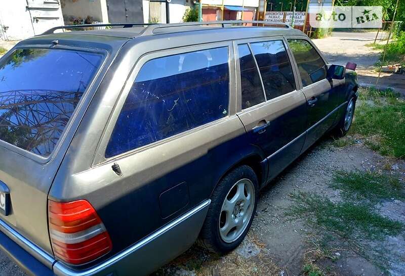 1995 mercedes-benz e 220