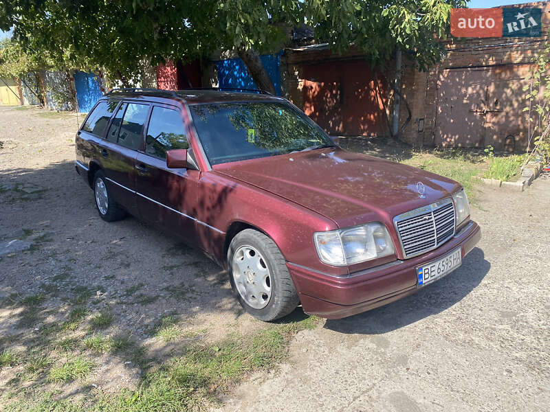 1995 mercedes-benz e 220t
