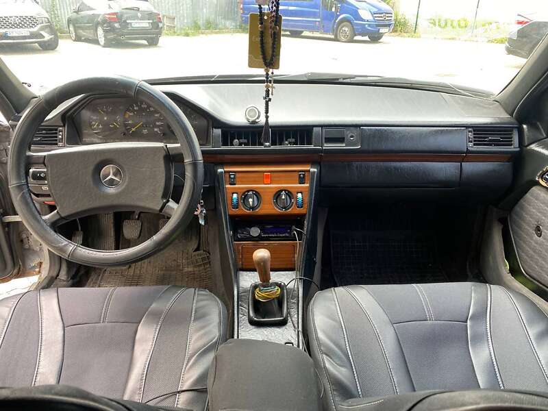1989 mercedes-benz 200