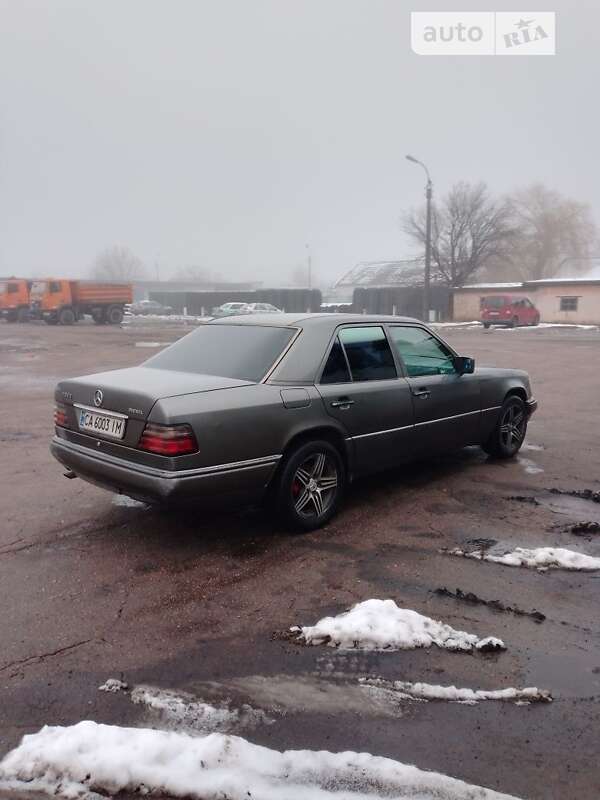 1994 mercedes-benz 250 d