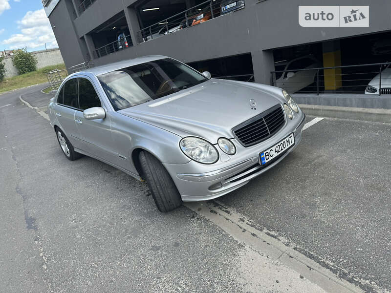 2003 mercedes-benz 320 e