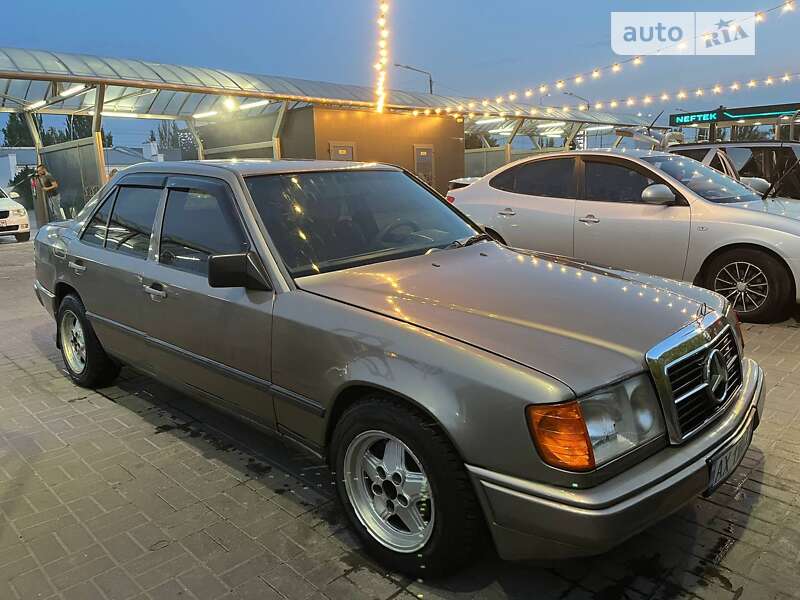 1989 mercedes-benz 250