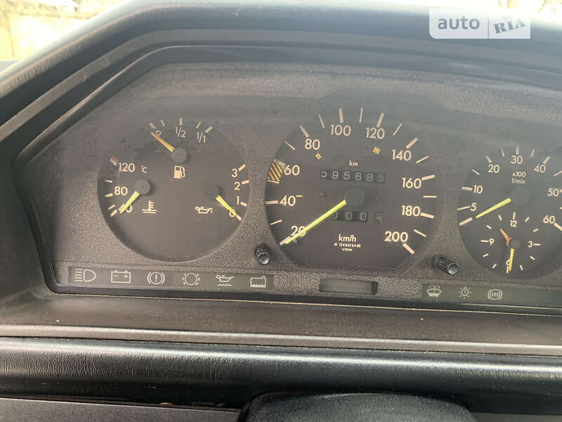 1989 mercedes-benz 250 d