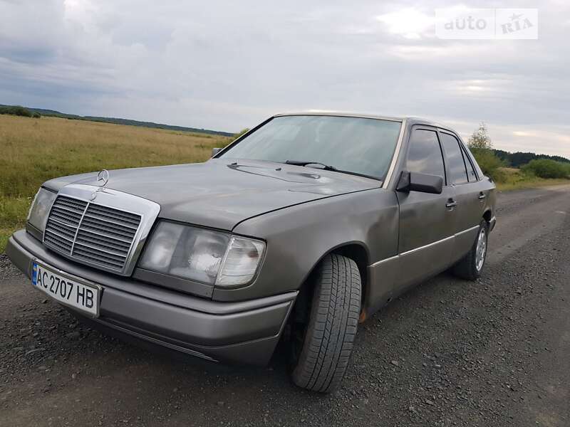 1993 mercedes-benz 250