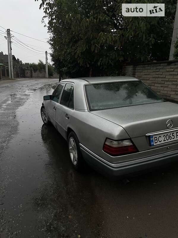 1994 mercedes-benz e 250