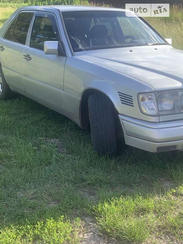 1994 mercedes-benz 250 d