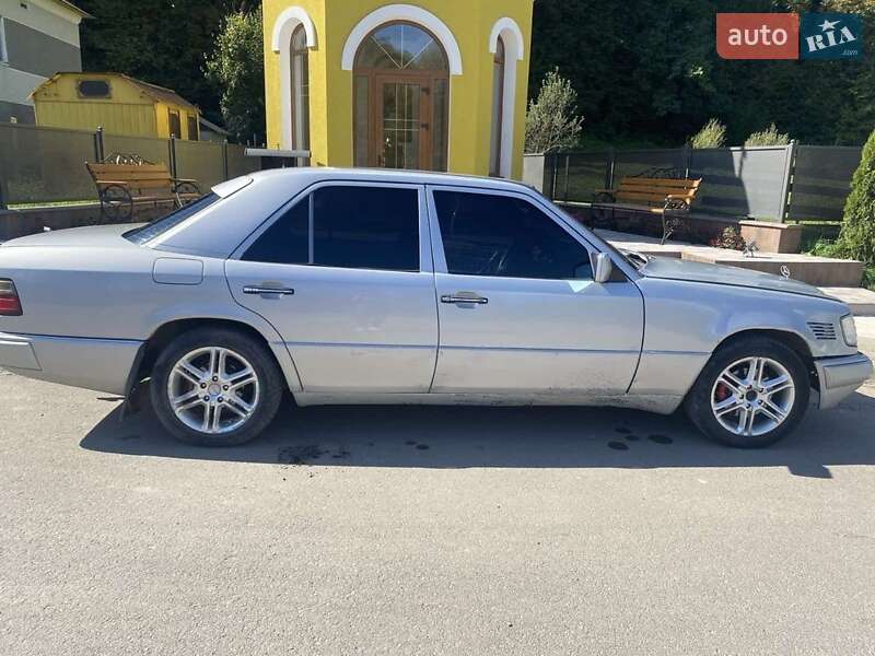 1995 mercedes-benz e 250t d