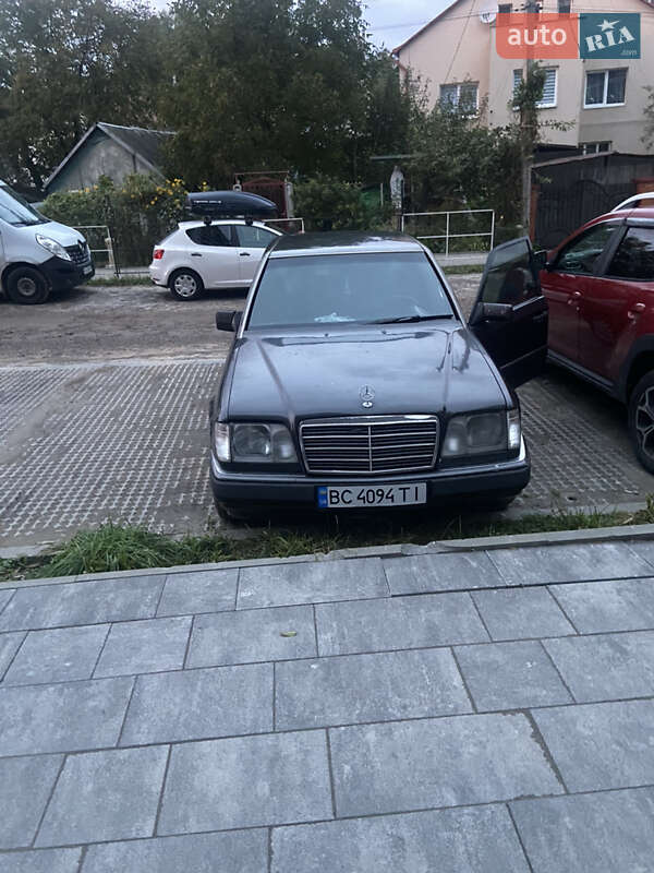 1990 mercedes-benz 300 d