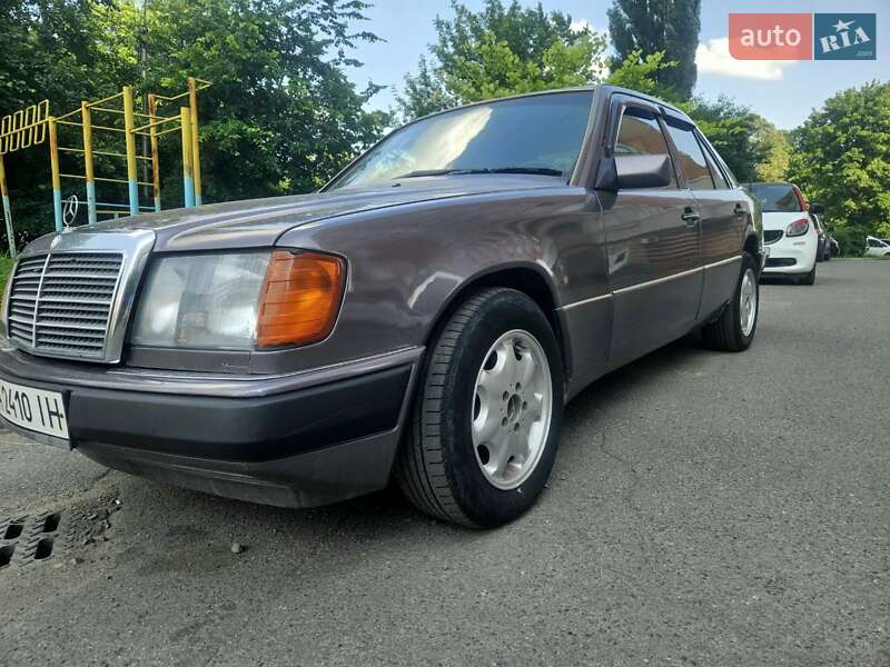 1992 mercedes-benz 300 d