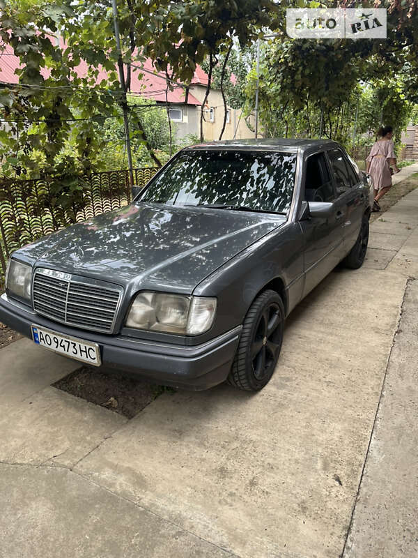 1995 mercedes-benz 300e