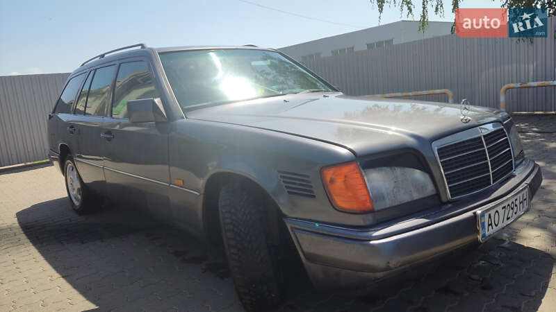 1996 mercedes-benz e 250t d