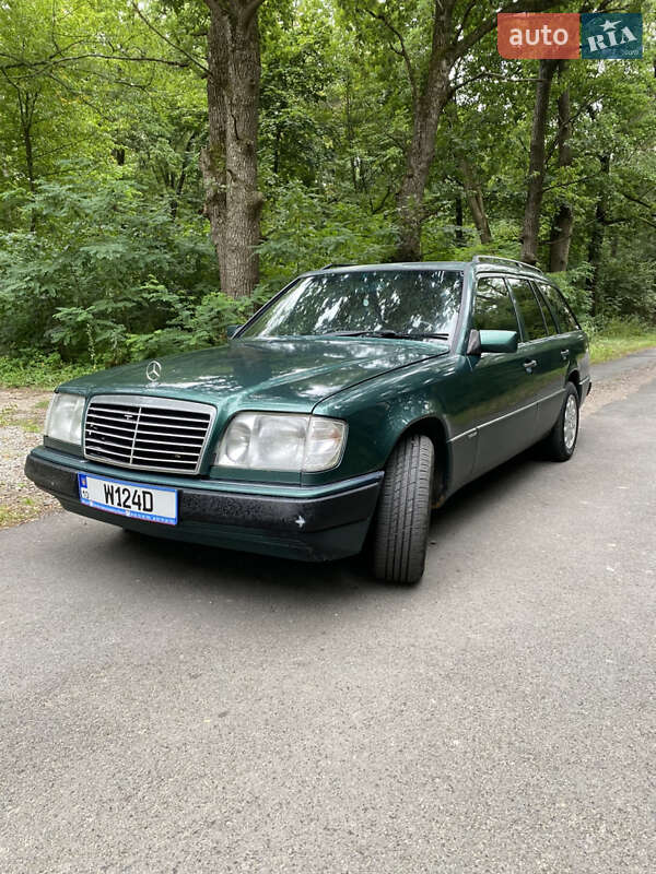 1995 mercedes-benz e 300t d