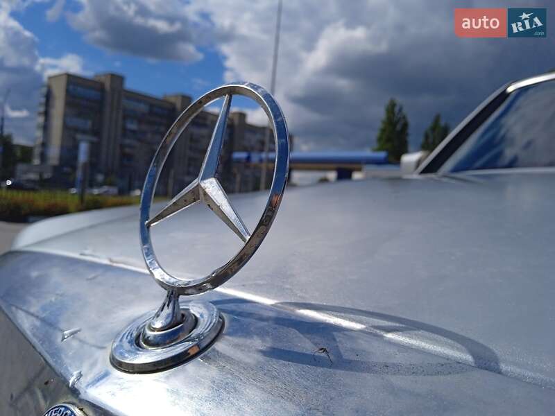 1985 mercedes-benz 250 d