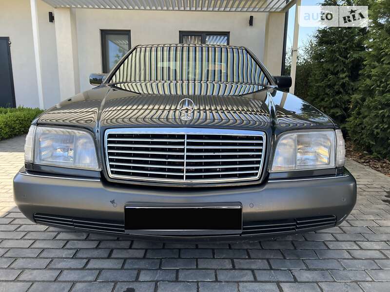 1993 mercedes-benz 300 se