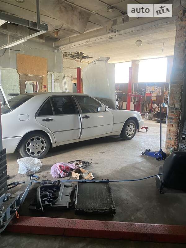 1992 mercedes-benz s-class