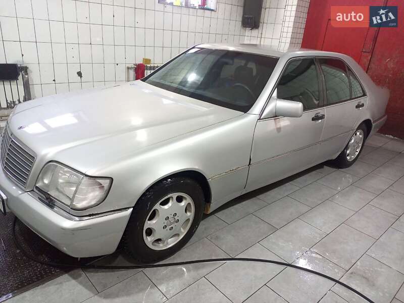 1993 mercedes-benz 400e