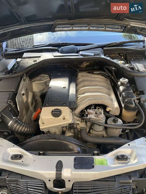 1998 mercedes-benz s 300 td
