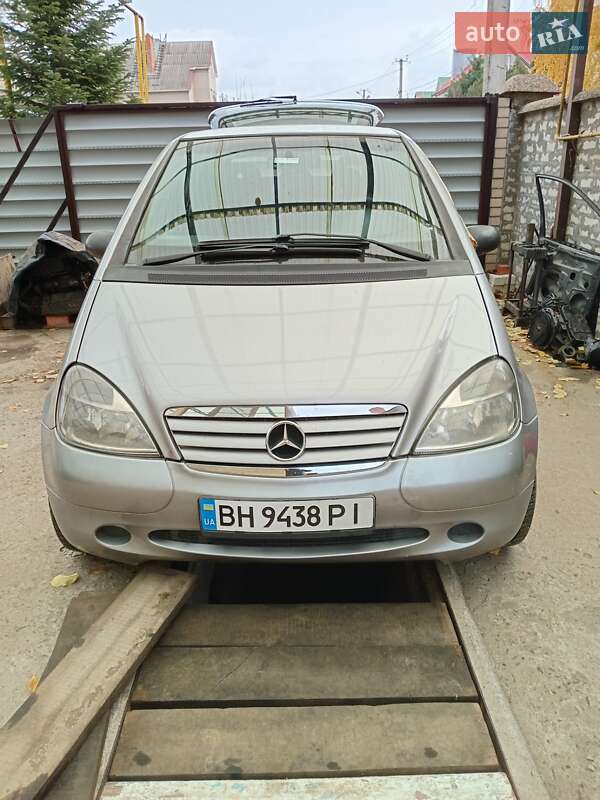 1999 mercedes-benz a-class