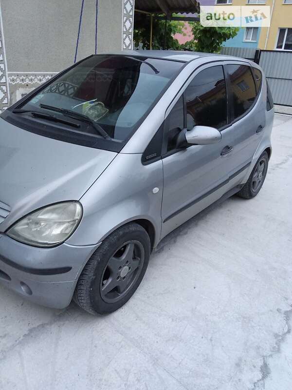 2000 mercedes-benz a-class