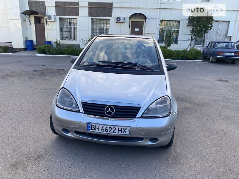 2000 mercedes-benz a-class