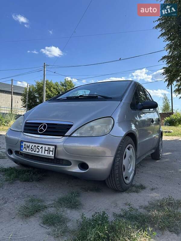 2000 mercedes-benz a 140