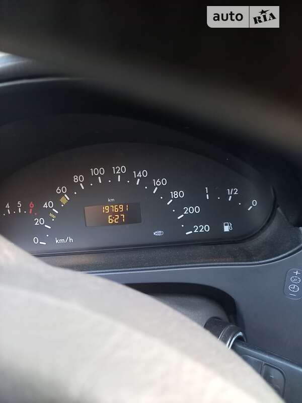 2000 mercedes-benz a 140