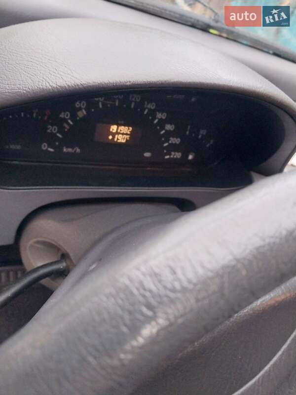 2001 mercedes-benz 140