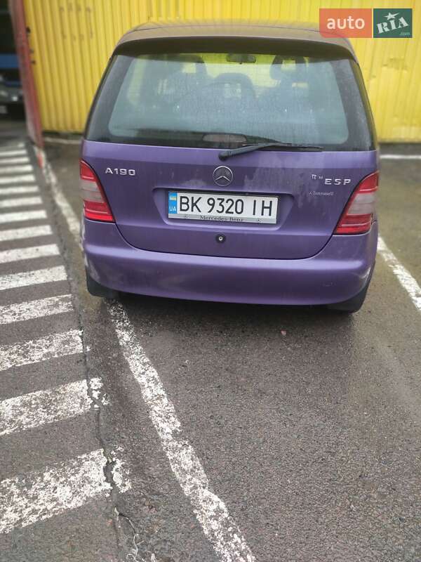 1999 mercedes-benz a 190