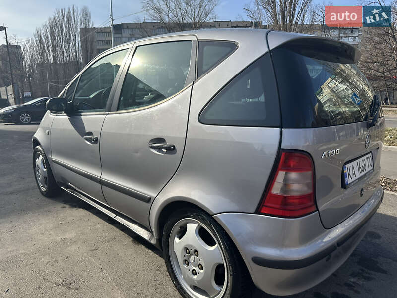 2000 mercedes-benz a 190