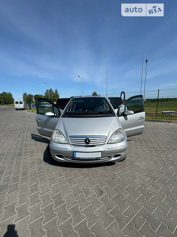 2002 mercedes-benz a 190