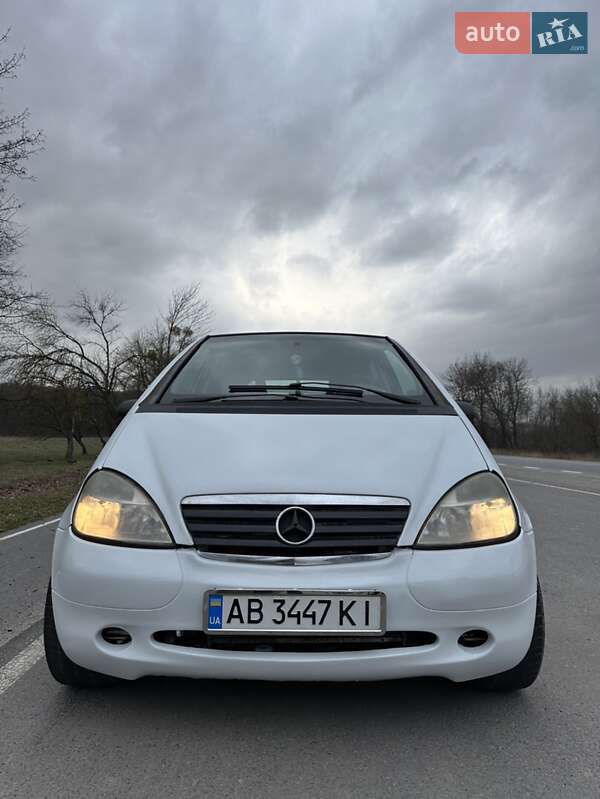 2000 mercedes-benz a-class