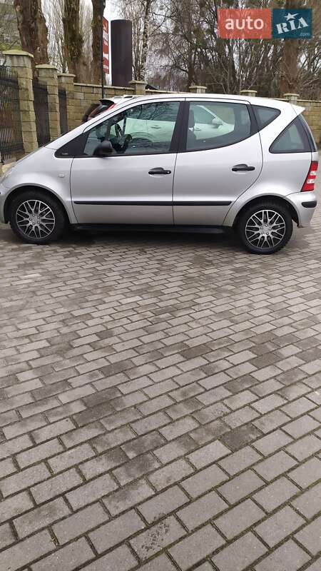 2001 mercedes-benz a-class