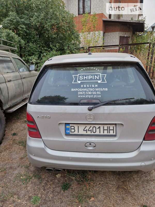 2003 mercedes-benz a-210