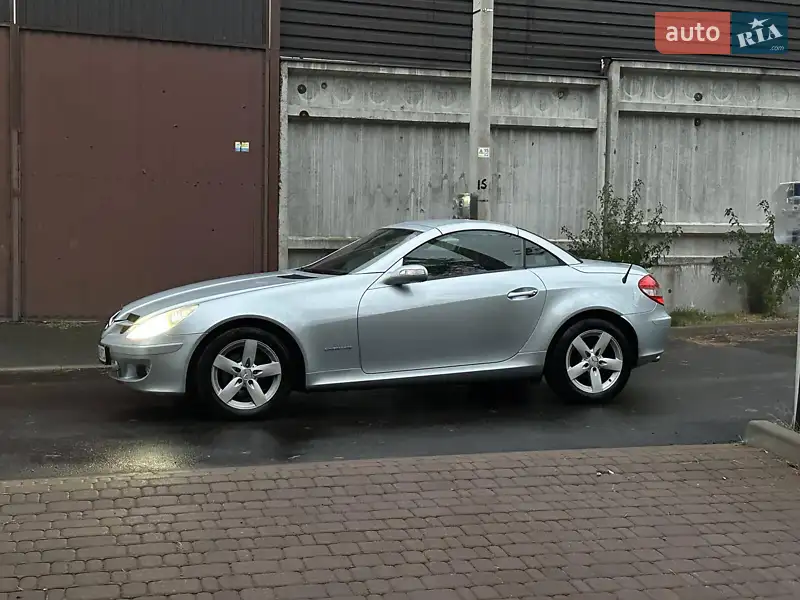 2005 mercedes-benz slk 200