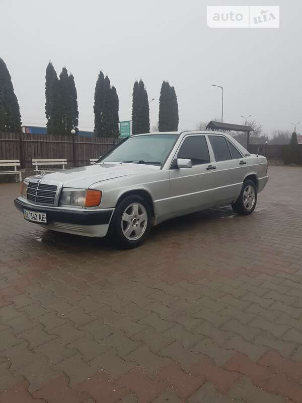 1985 mercedes-benz 190