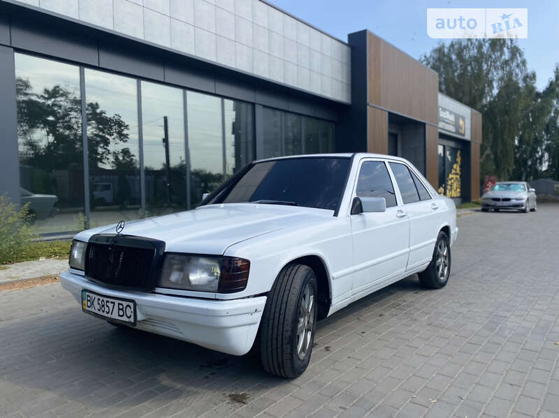 1985 mercedes-benz 190