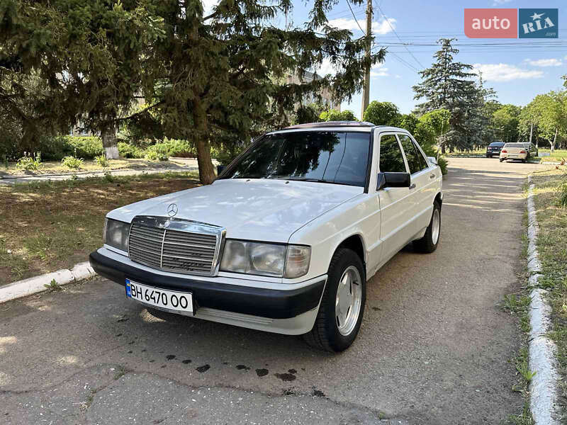 1989 mercedes-benz 190