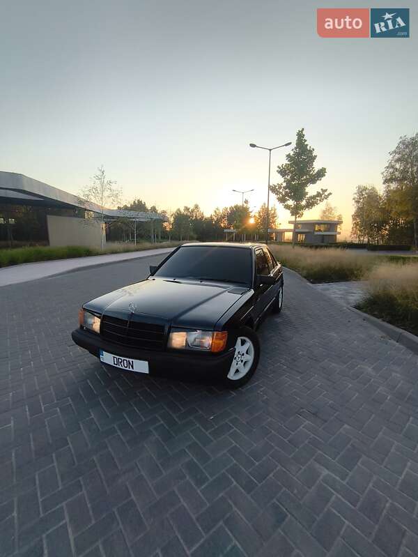 1990 mercedes-benz 190