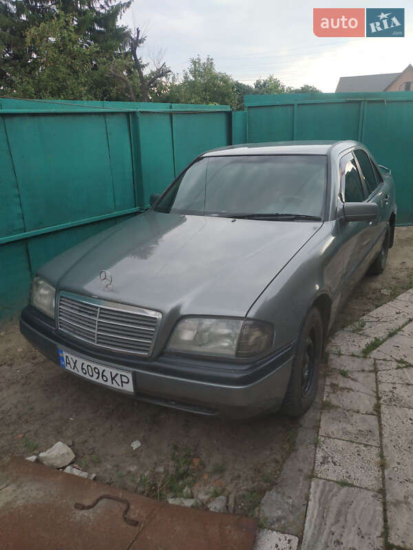 1994 mercedes-benz 180c