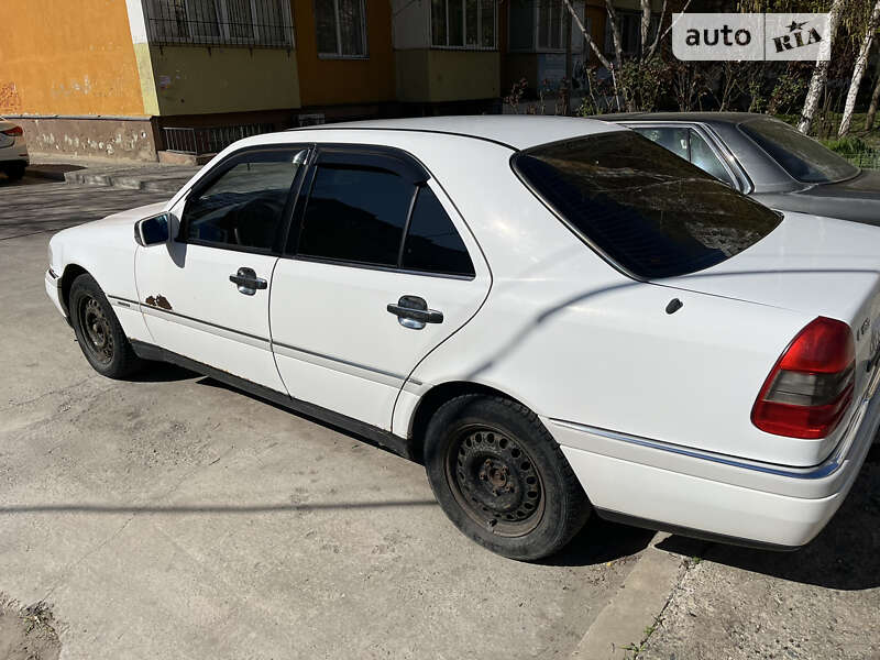 1995 mercedes-benz c 180